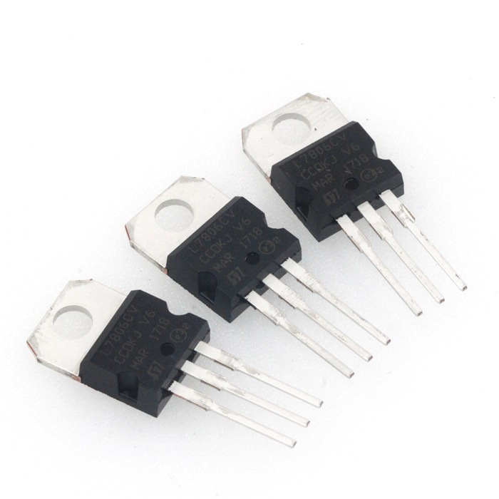 三端稳压管 l7806cv 7806 t0-220 1.5a 6v稳压模块 大电流lm7806