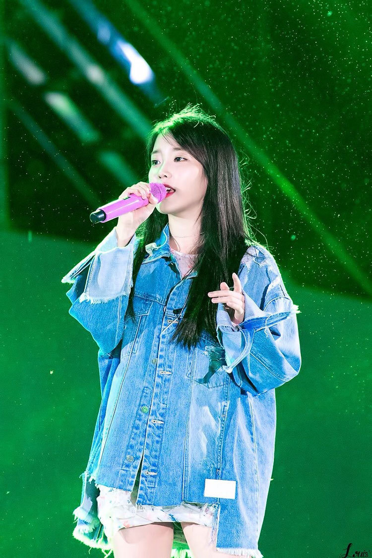 iu李智恩明星同款牛仔外套春季女2018新款韩版宽松短款长袖上衣