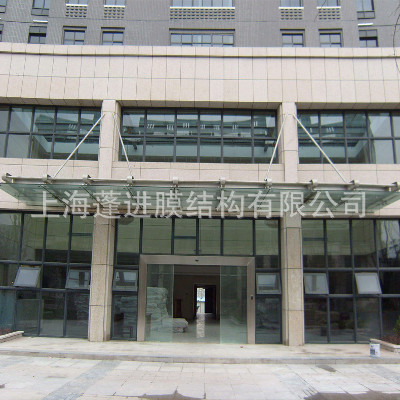 安装商务楼大门钢结构玻璃门头 双层夹胶钢化玻璃雨篷 玻璃雨棚