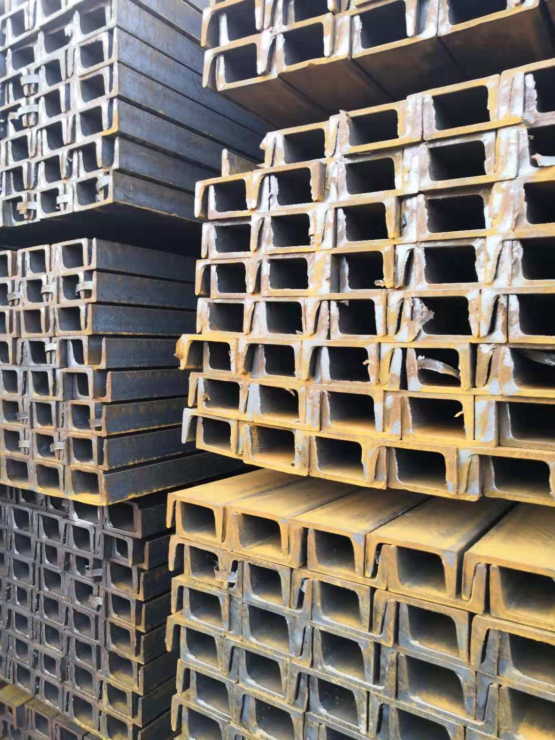 厂家直销q235b10号槽钢 c型钢 8号热轧槽钢 欢迎咨询