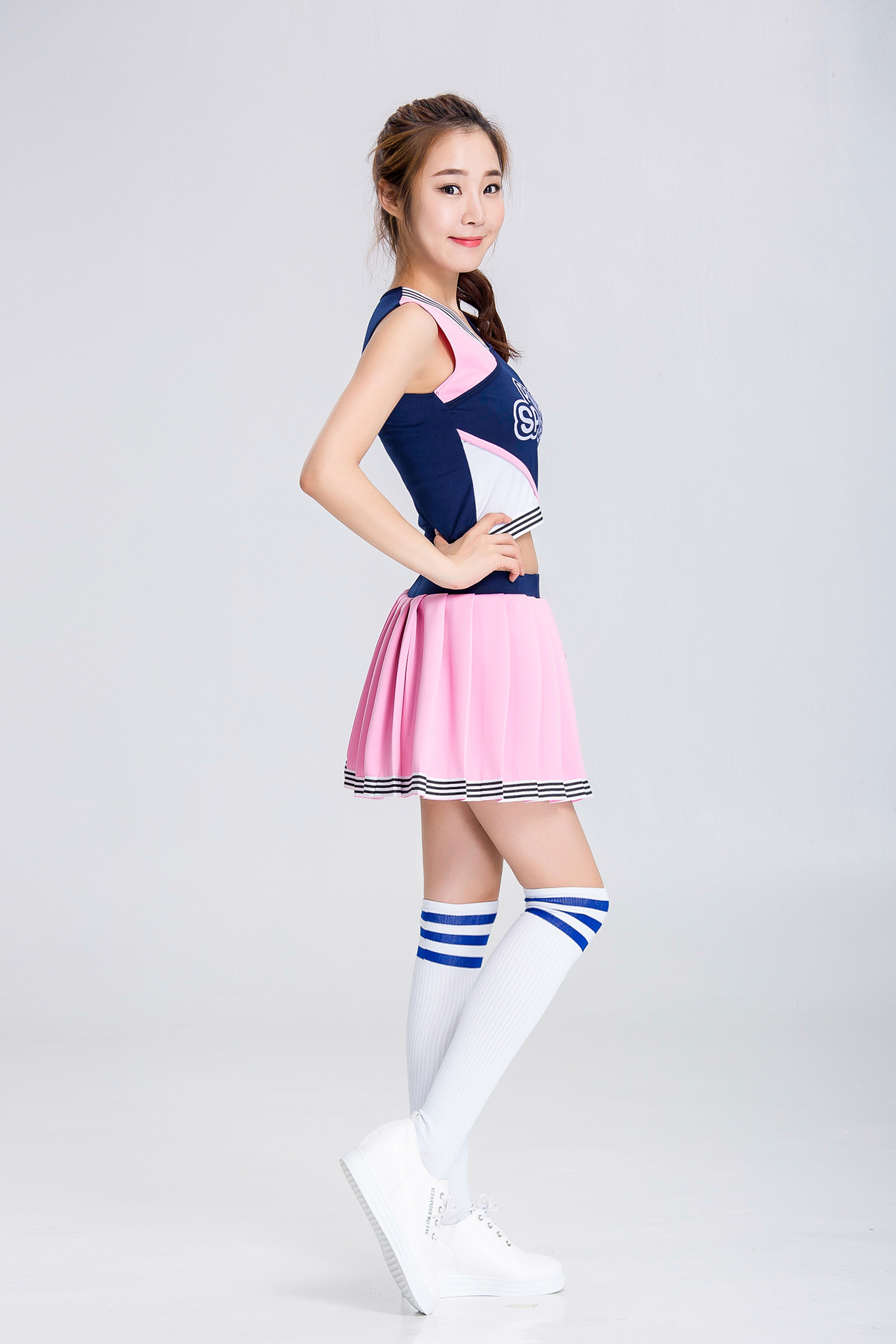 新款世界杯足球啦啦队服装分体式露腰加油足球宝贝服装批发