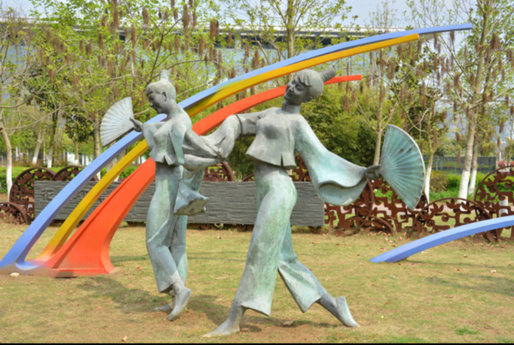 工厂定制铸铜广场舞大妈跳舞雕塑双人舞塑像铜雕纯铜像人物制作