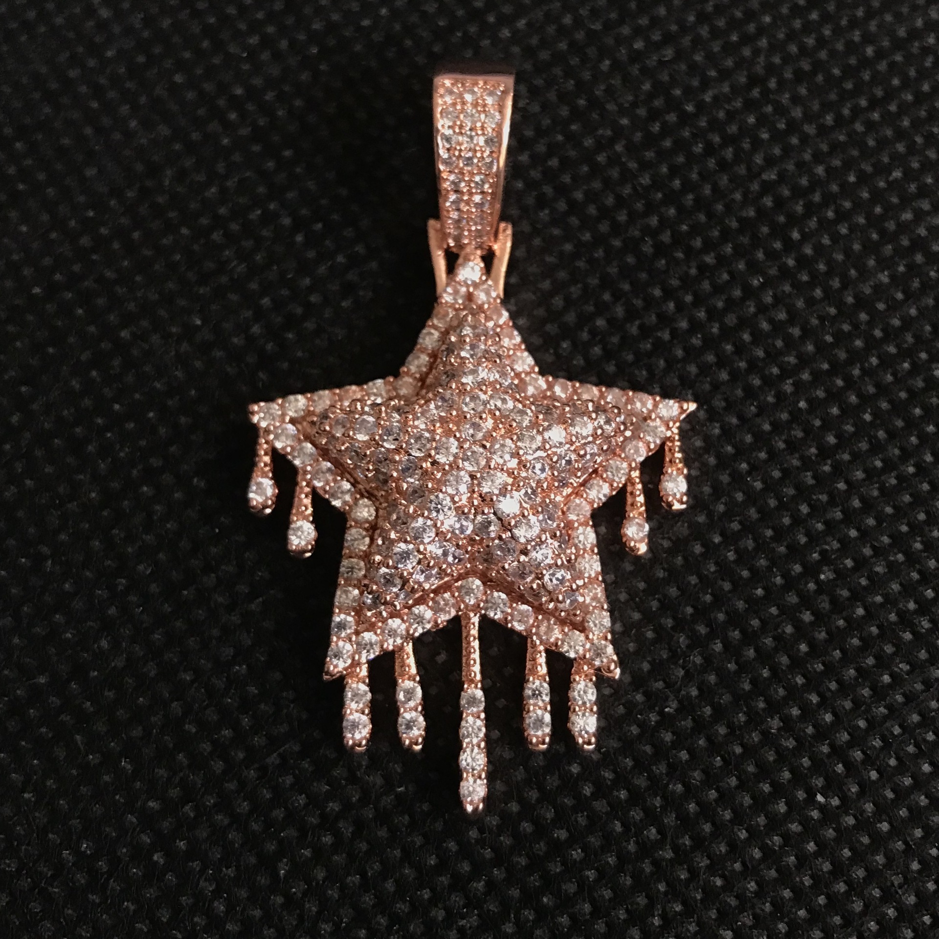 艾米丝铜饰品嘻哈欧美男吊坠项链五角星满钻闪恋微镶彩色亚马逊