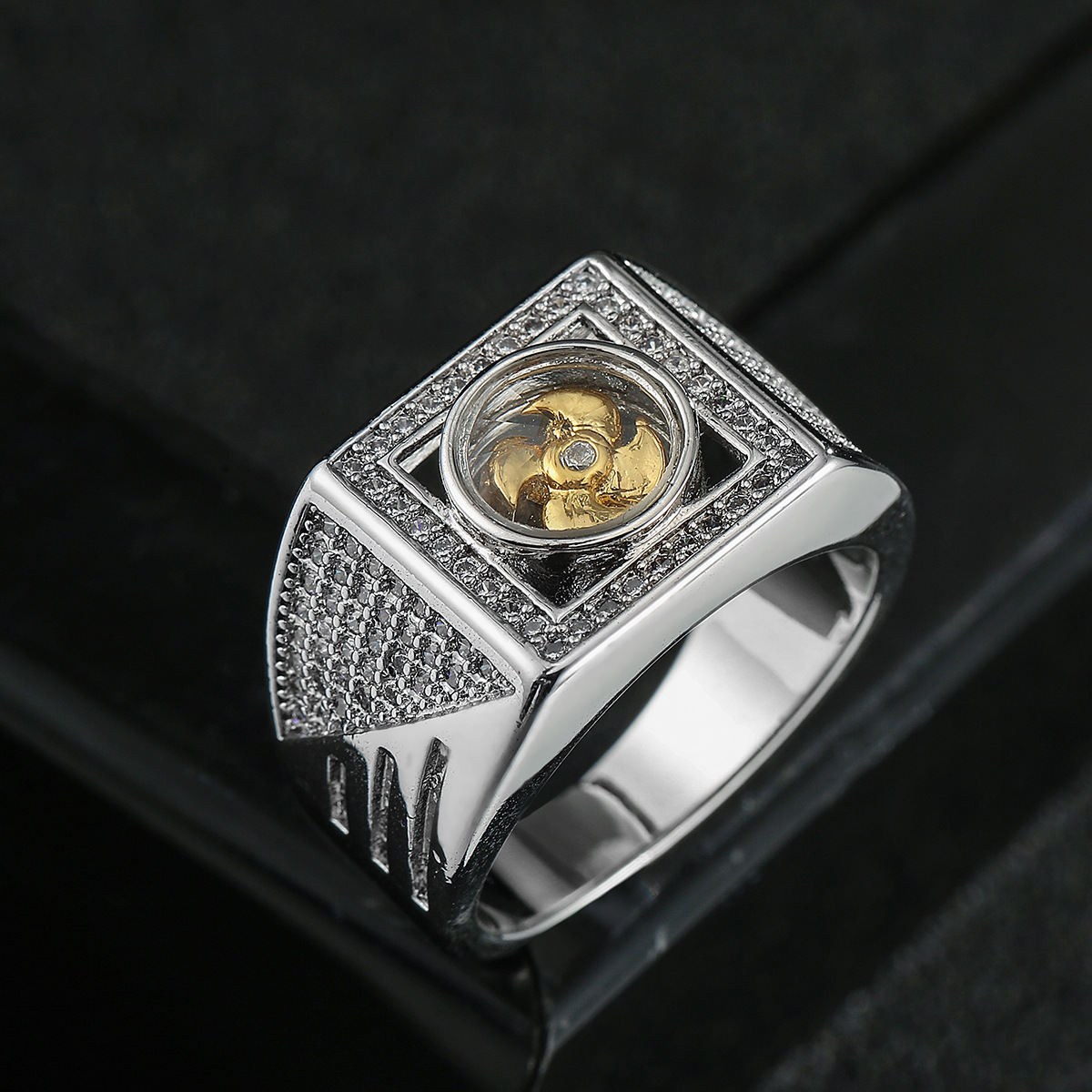 时尚男士银戒指霸气镶钻风车时来运转男戒指可定做紫荆花十二生肖