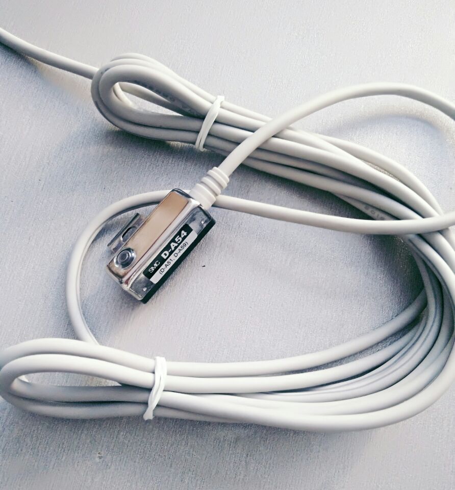 smc气缸用磁性开关磁感应开关da54带3m长线现货实拍