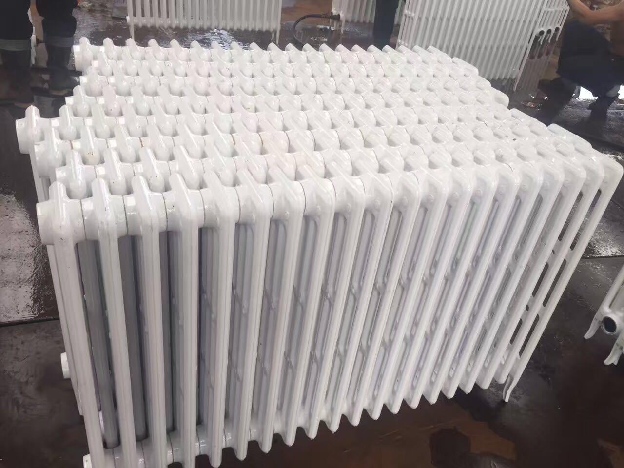 翻新铸铁暖气片新型铸铁散热器暖气片老式铸铁暖气片