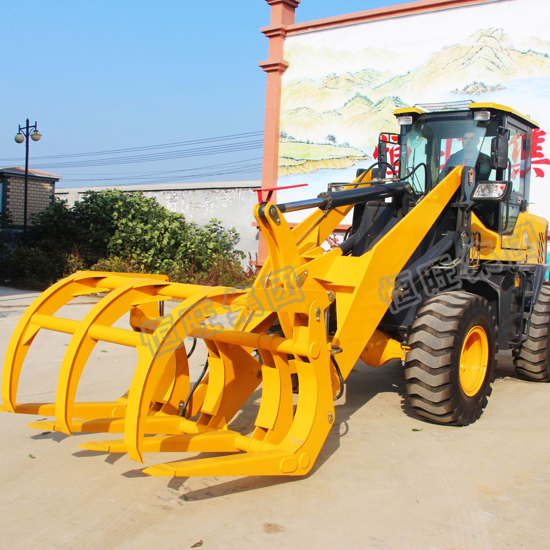 多功能抓木机 蔗木装载机 可换铲头桩头的抓木机