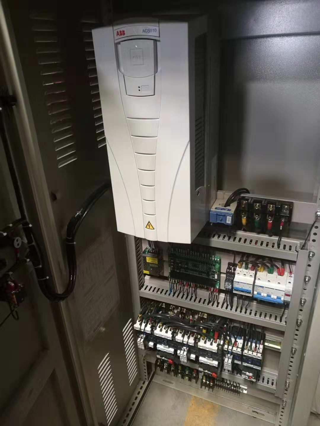 厂家直销 品质放心 智慧型 abb变频器控制柜 3kw