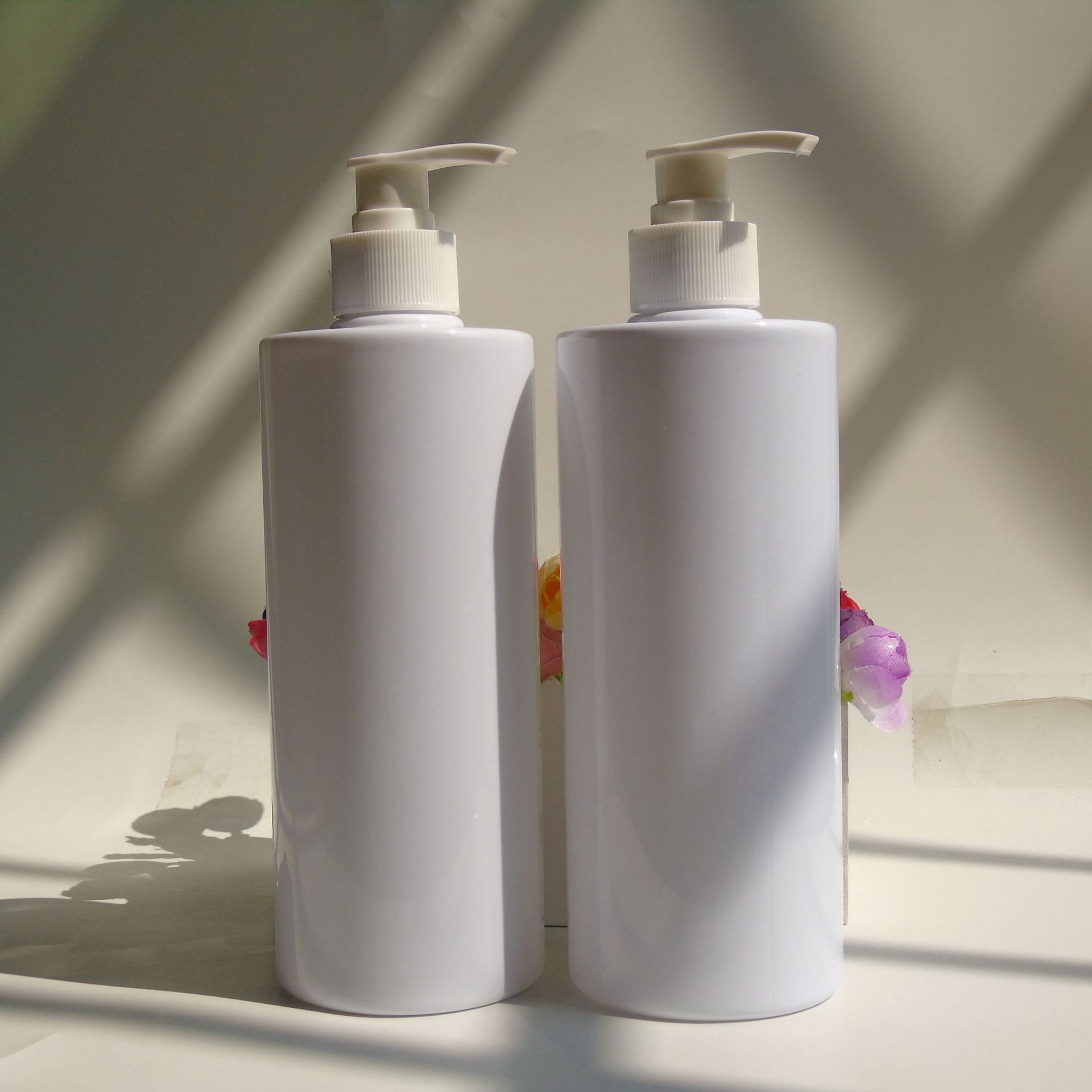 厂家直销pet500ml方肩塑料瓶 洗发水沐浴露瓶 液体分装瓶