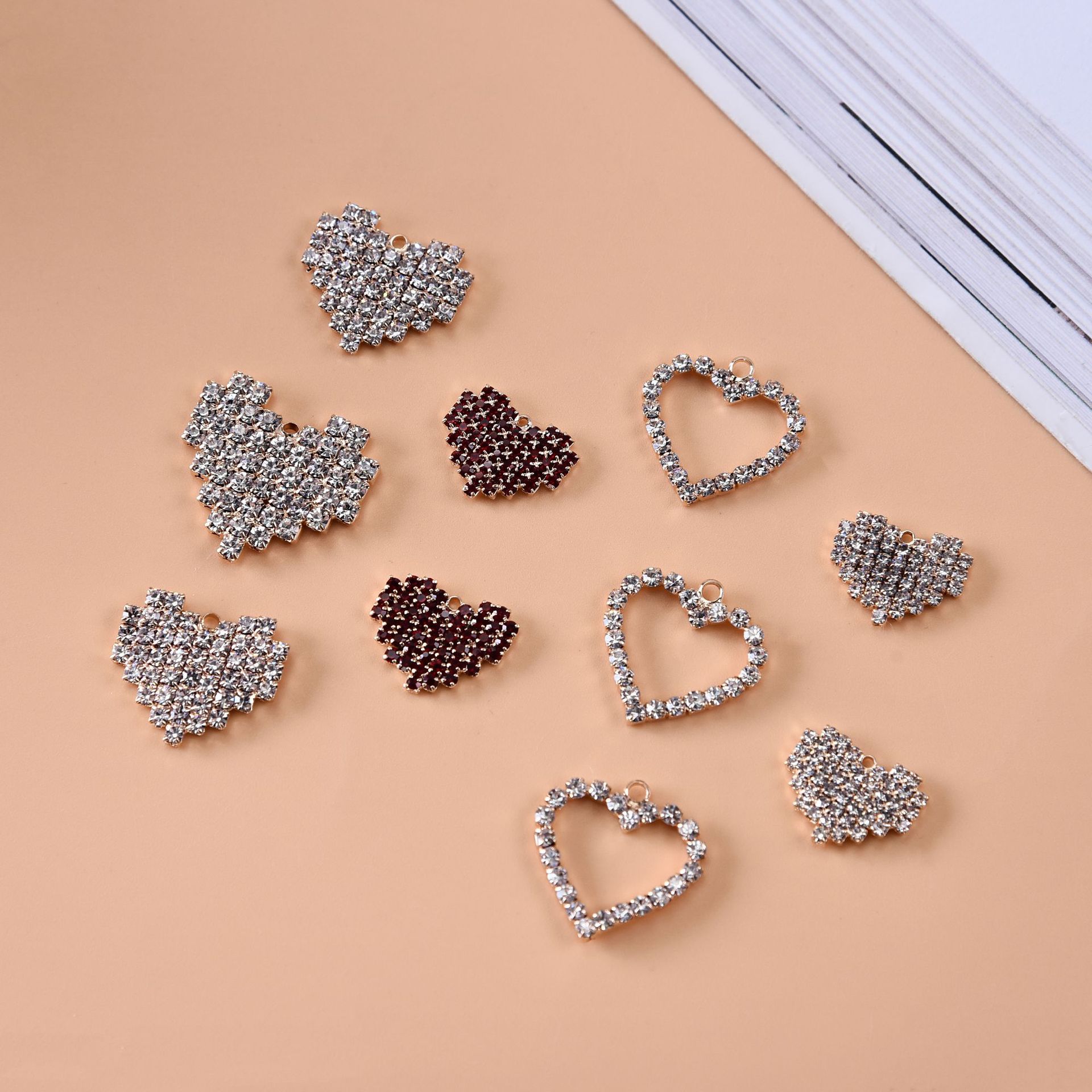 承接来样来图定制商品描述上市年份/季节2021年夏季流行元素金属,图案