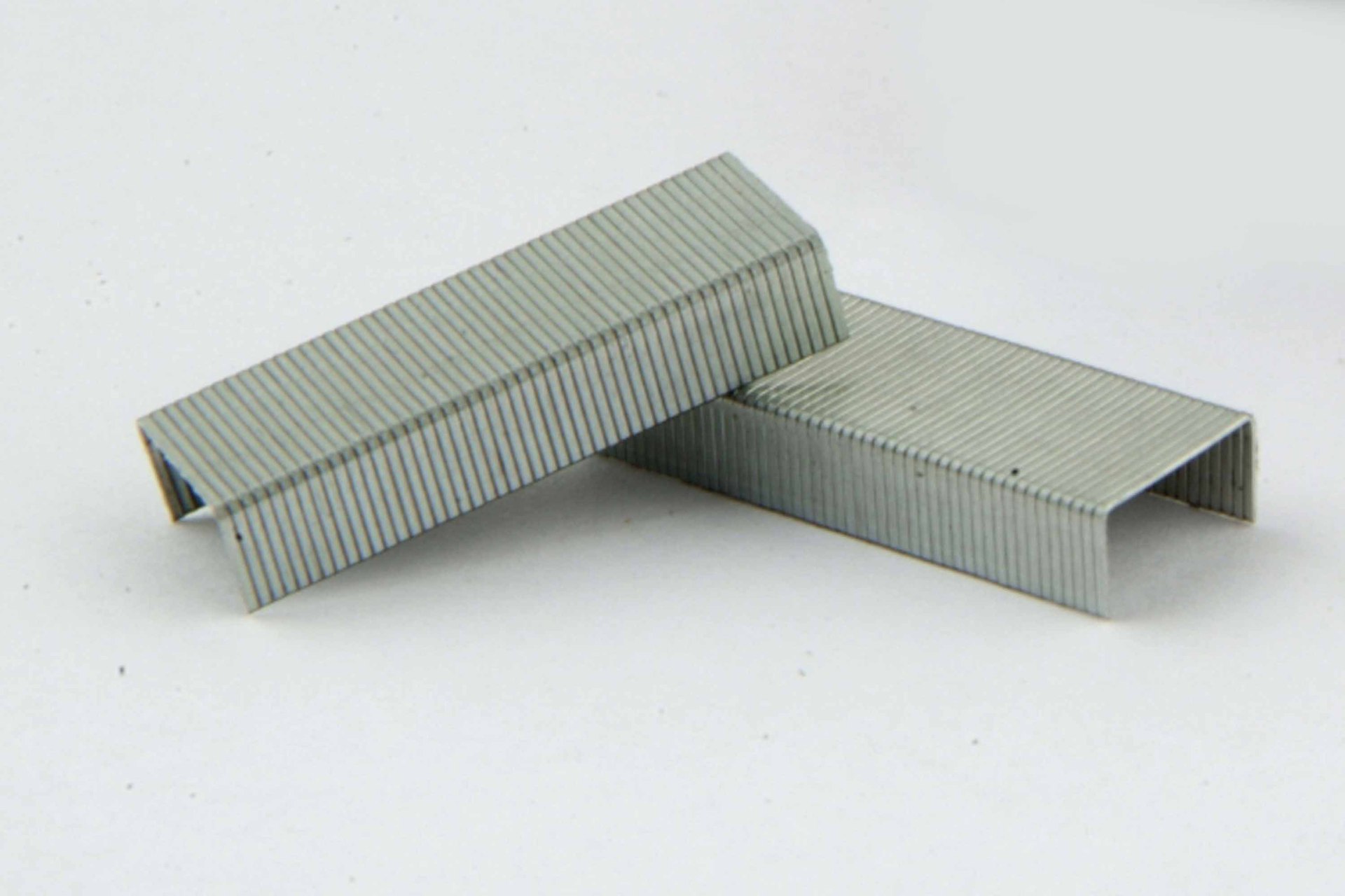 厂家直供24/6镀锌订书针