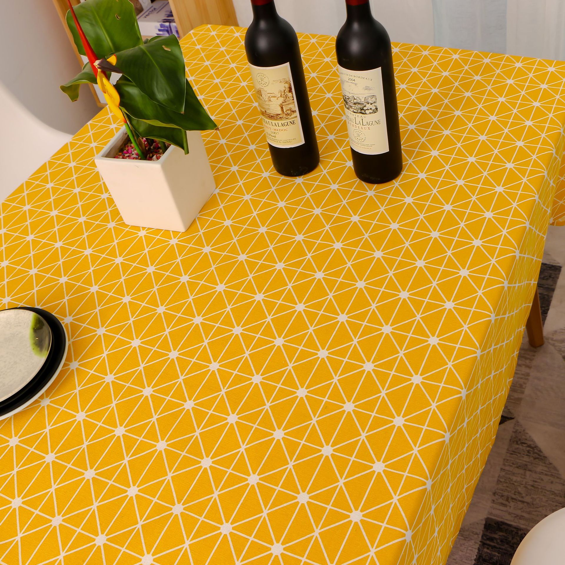 黄色棋盘格子棉麻桌布 简约现代长方形加厚印花桌布亚马逊热卖