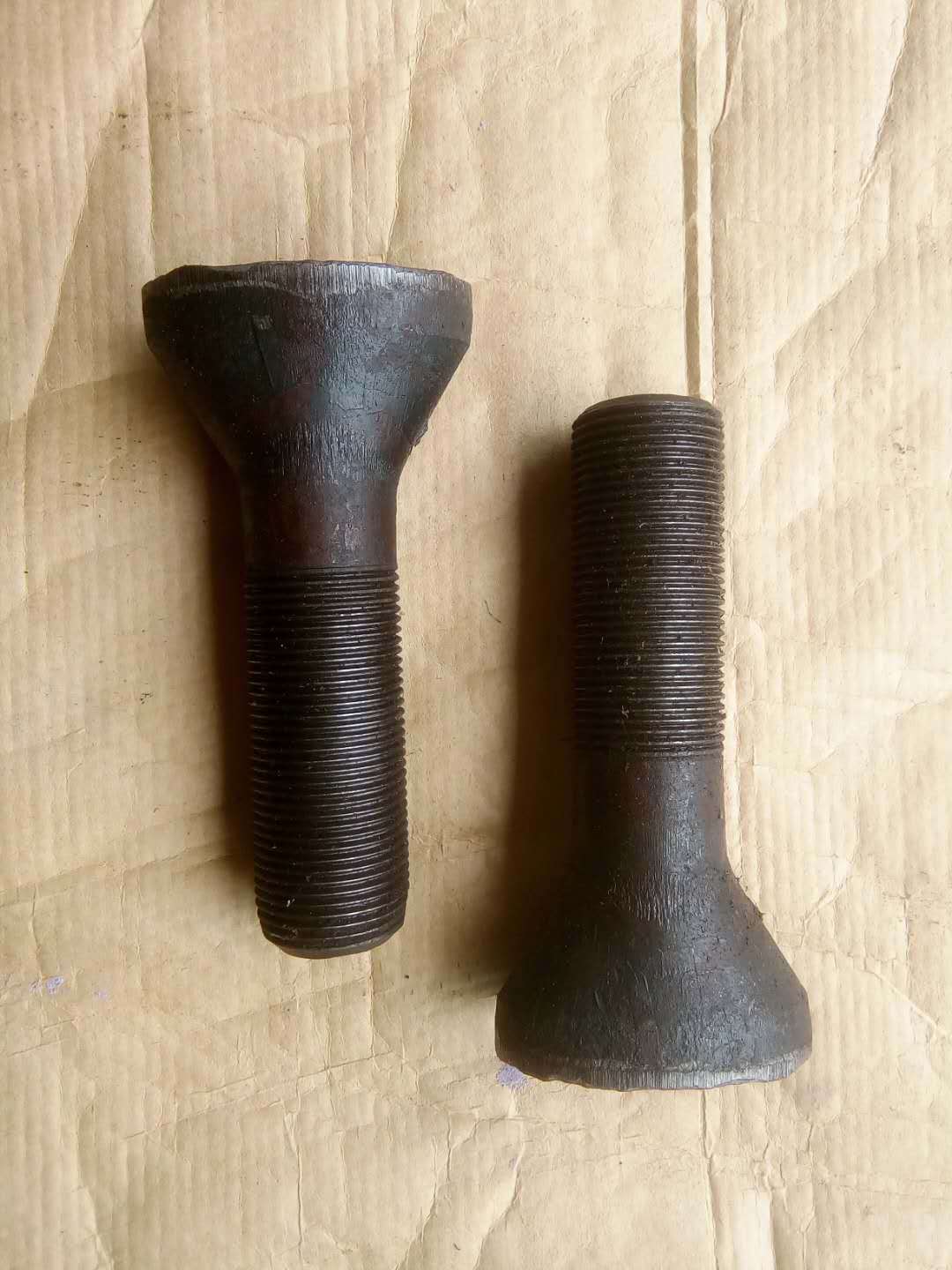 厂家批发鹅蛋丝螺栓 高强度细牙元宝丝扇面椭圆头螺栓 异型螺栓