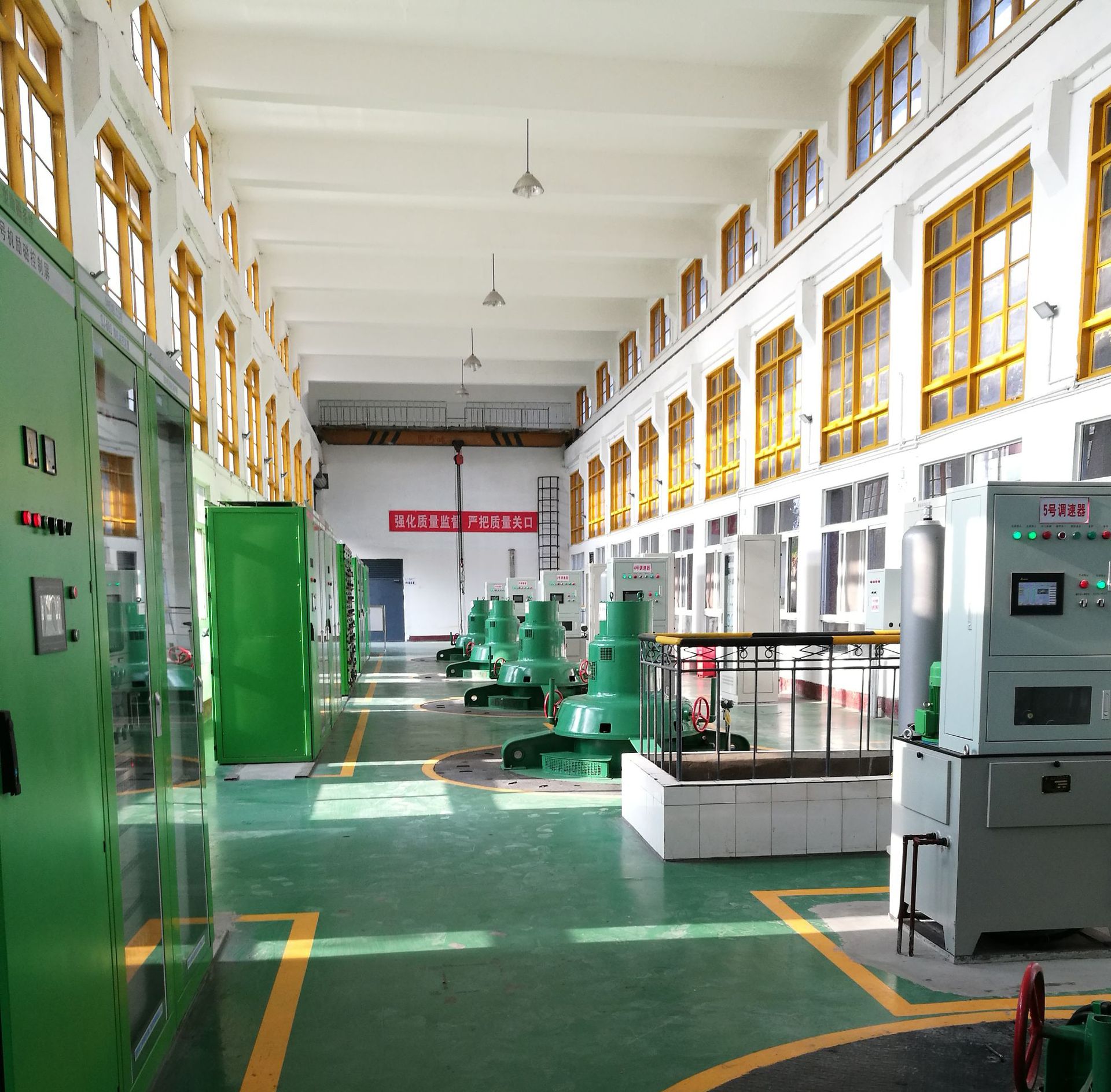 以下是我司供货及安装的新疆乌依布拉克电站的混流式机组