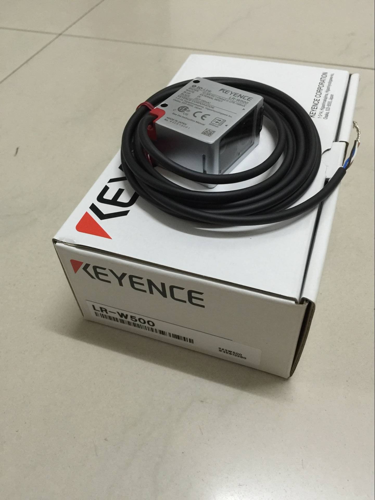 基恩士激光传感器lr-tb5000日本全新原装现货特价销售