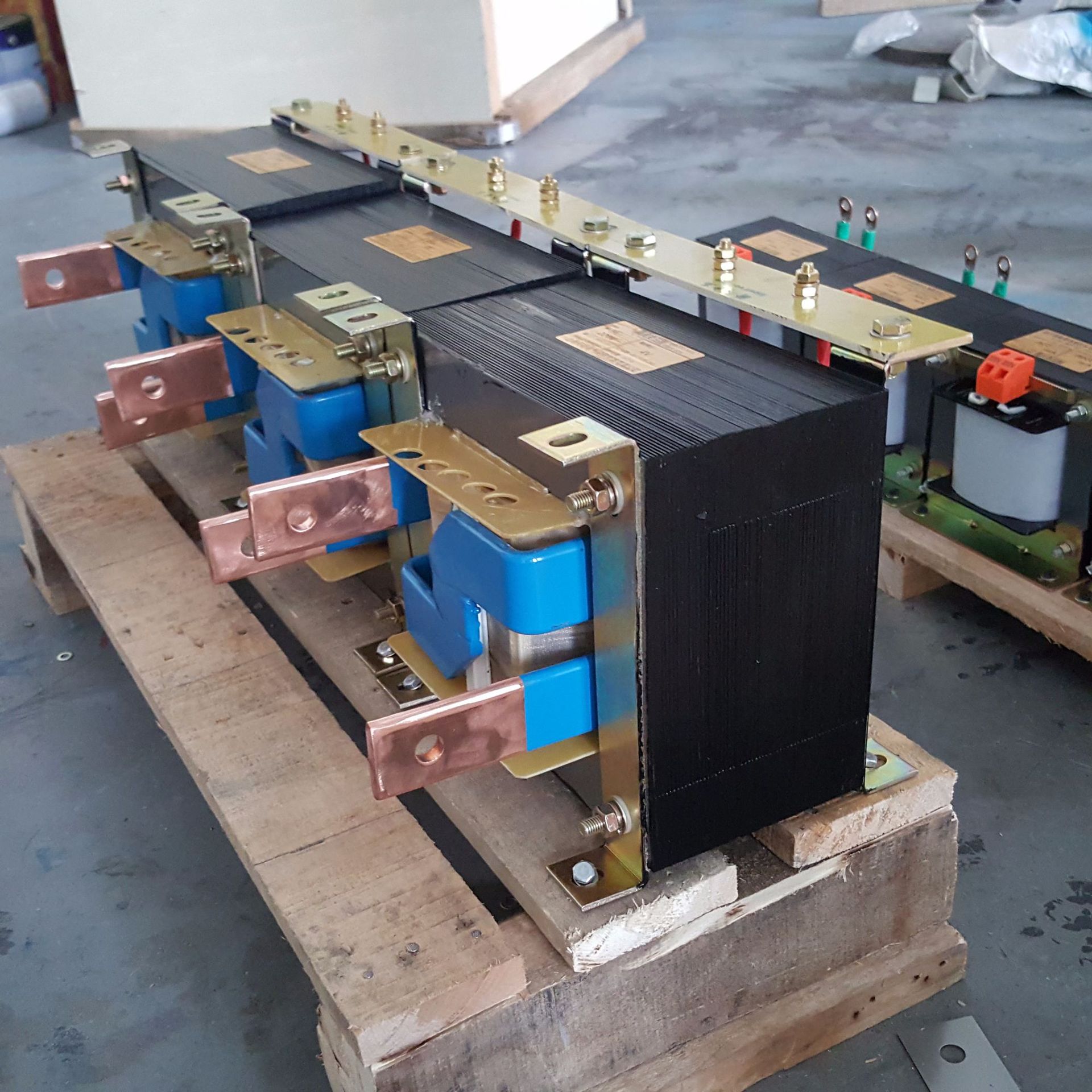 单相控制变压器22v转220v 127v 24v36v 6v 大电流变压器 低压电流