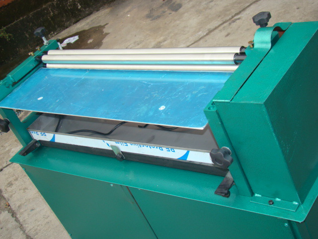 流水线上胶机 白胶机 胶水机 记事本书双面过胶机 上面涂胶机厂家