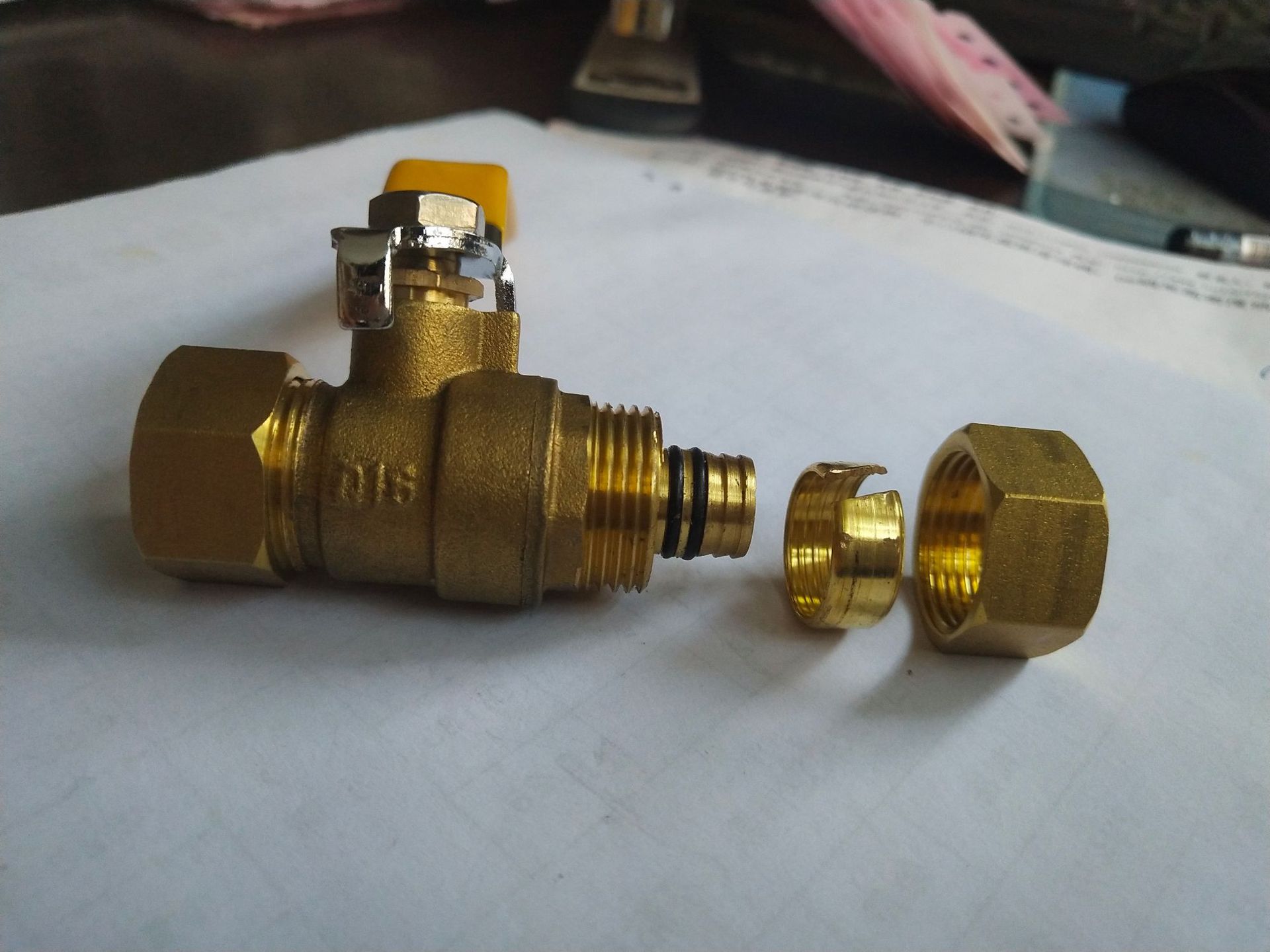 直排式自动放气阀快速黄铜排气阀暖气管道水管快速排气阀厂家供应