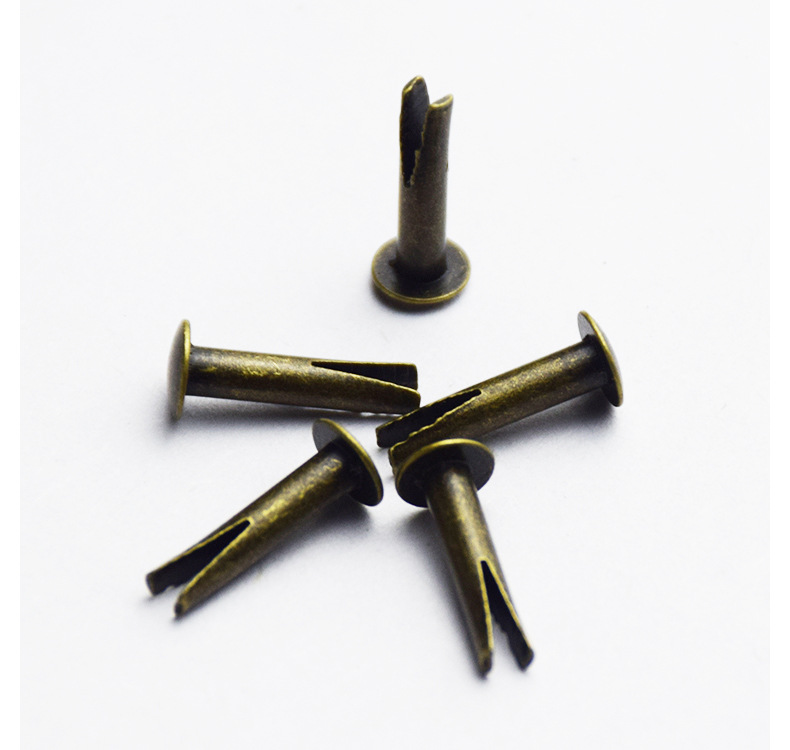 热销品质款圆面开尾铆钉 扫电青古铜色分叉钉 非标开叉两脚钉生产