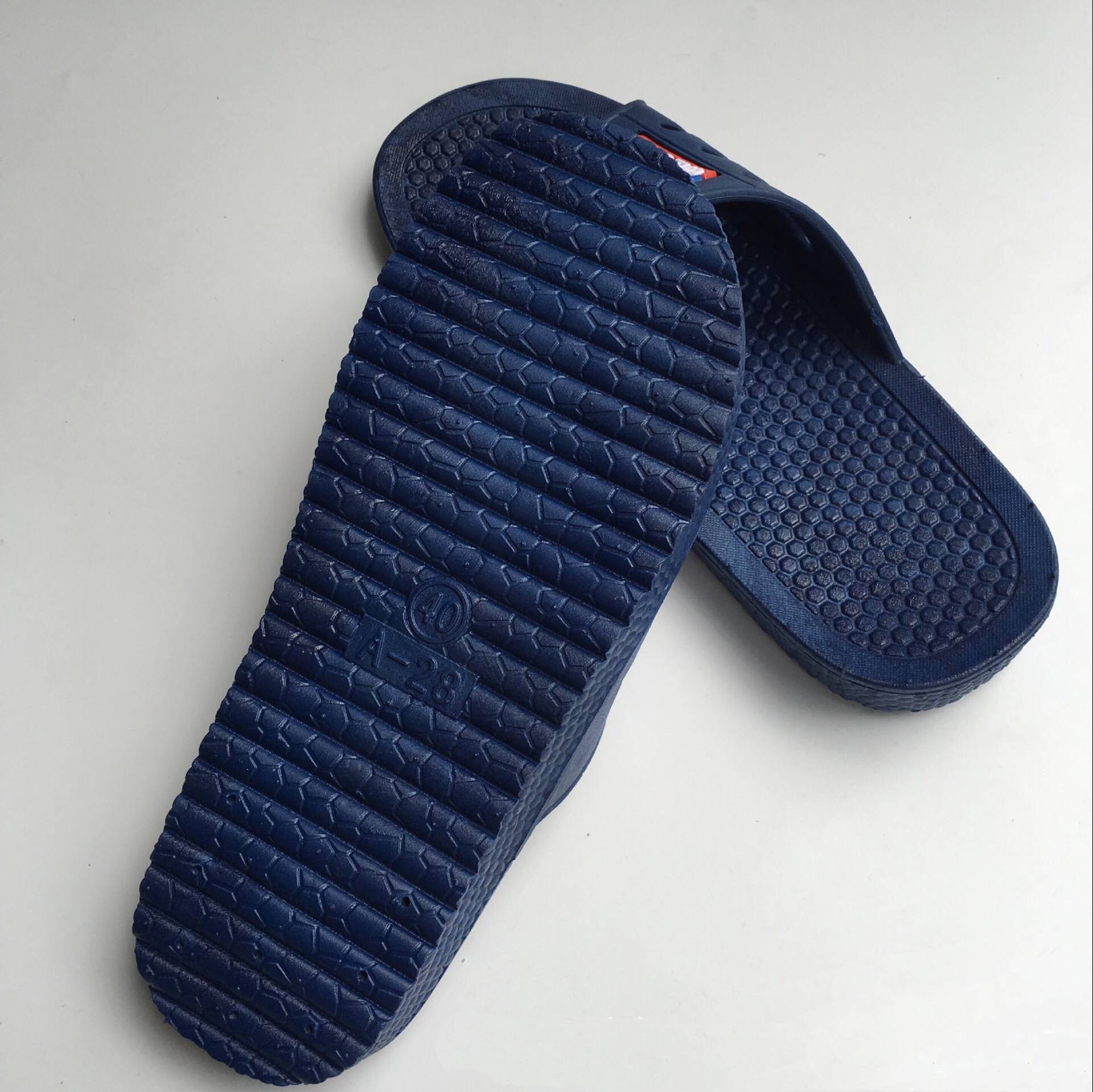 2018夏季新款凉拖鞋家居浴室地摊男拖鞋2元特价便宜拖鞋男批发.