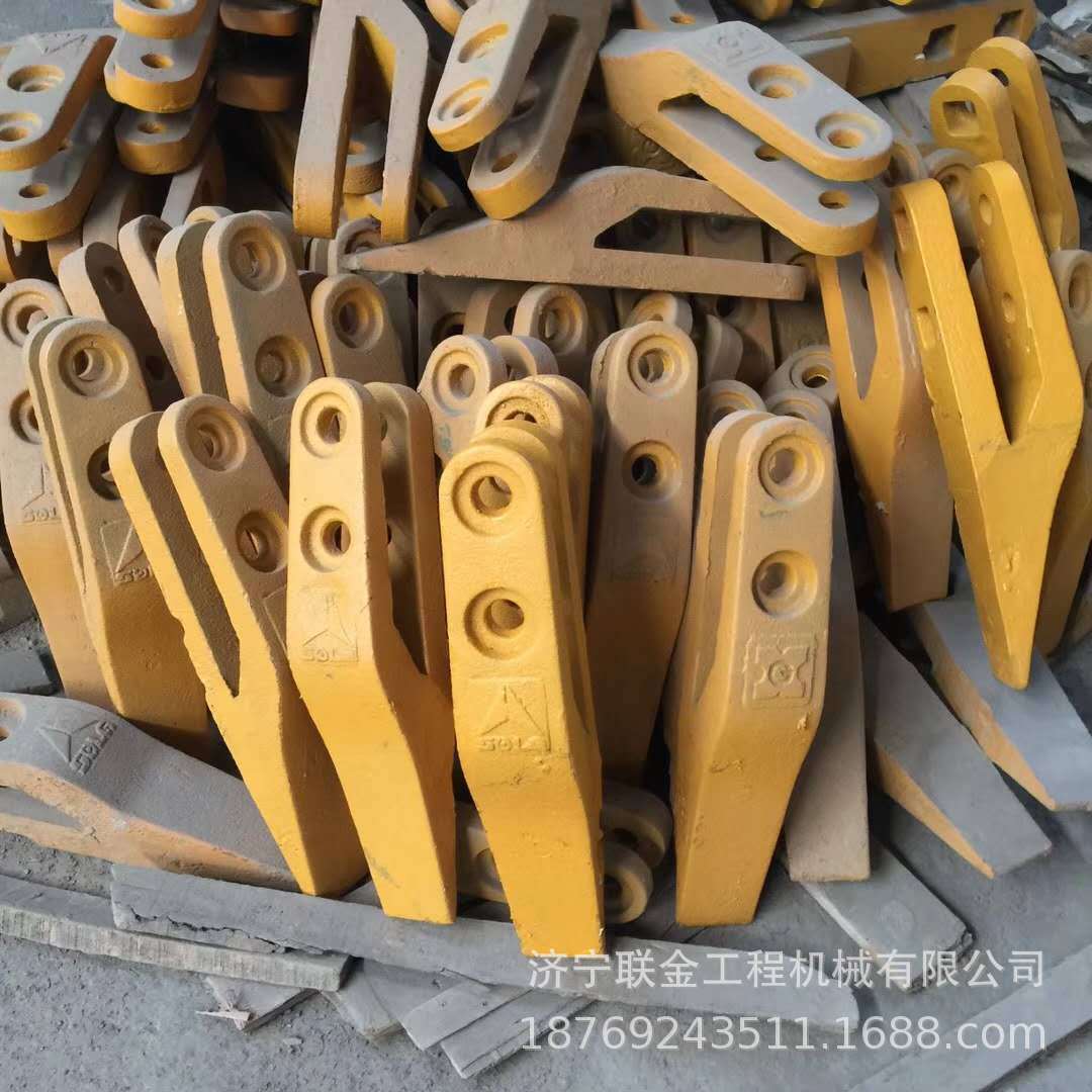 柳工装载机50cn clg833h 860h 850h斗齿 齿套现货供应