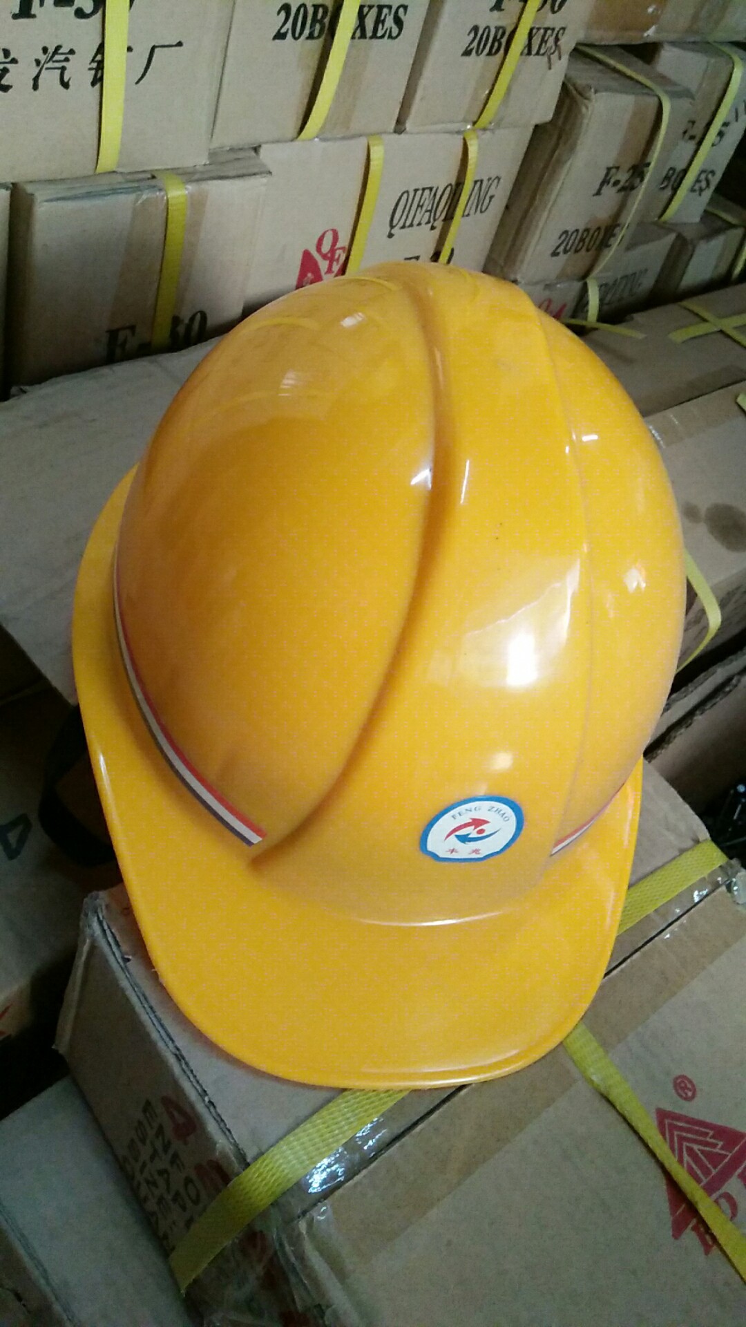 工地劳保用品 889v型安全帽 建筑工地安全帽防冲击防砸安全帽