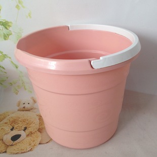 厂家直供家用塑料水桶加厚塑料把手提水桶创意多功能储水大桶批发