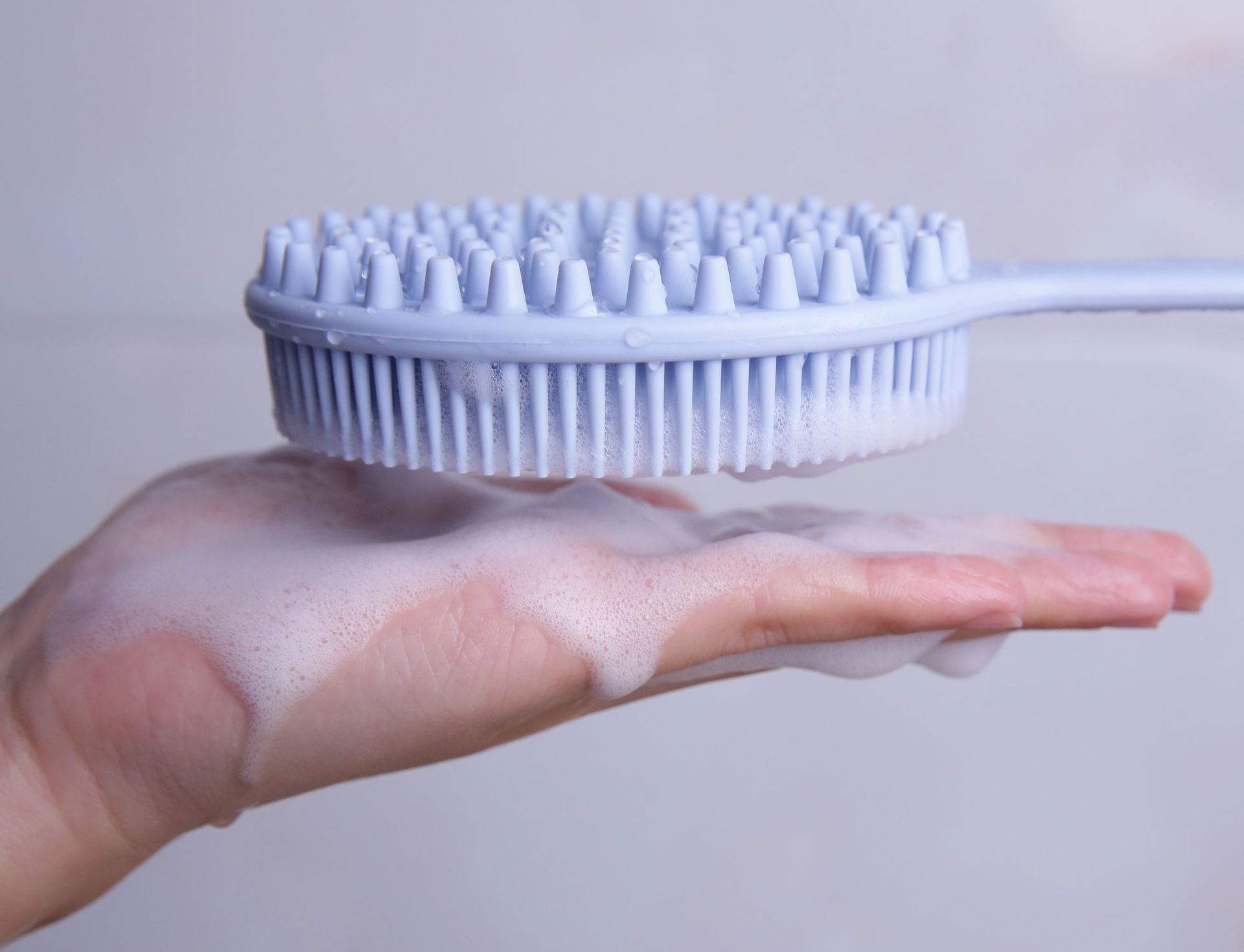 跨境热销创意礼品多功能硅胶洗澡刷 按摩搓澡 礼品家居外贸批发