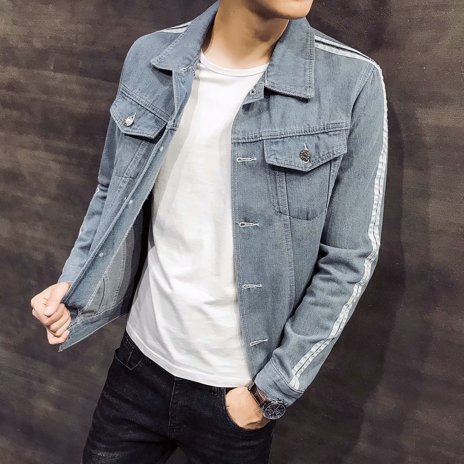 新款秋装牛仔衣男夹克衫青少年休闲棉外套潮男韩版潮流修身上衣