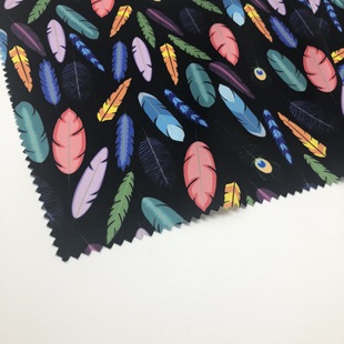 厂家直销羽毛印花布料 涤纶针织数码印花复合面料 pul尿布裤面料