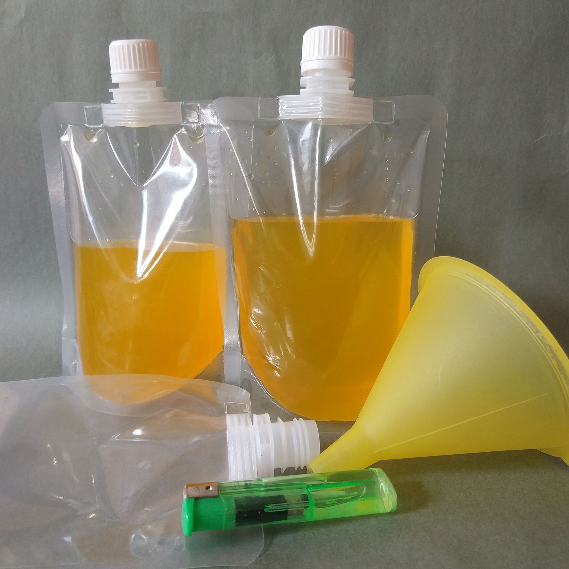 厂家供应300ml400ml500ml一次性豆浆袋果汁饮料自立吸嘴袋