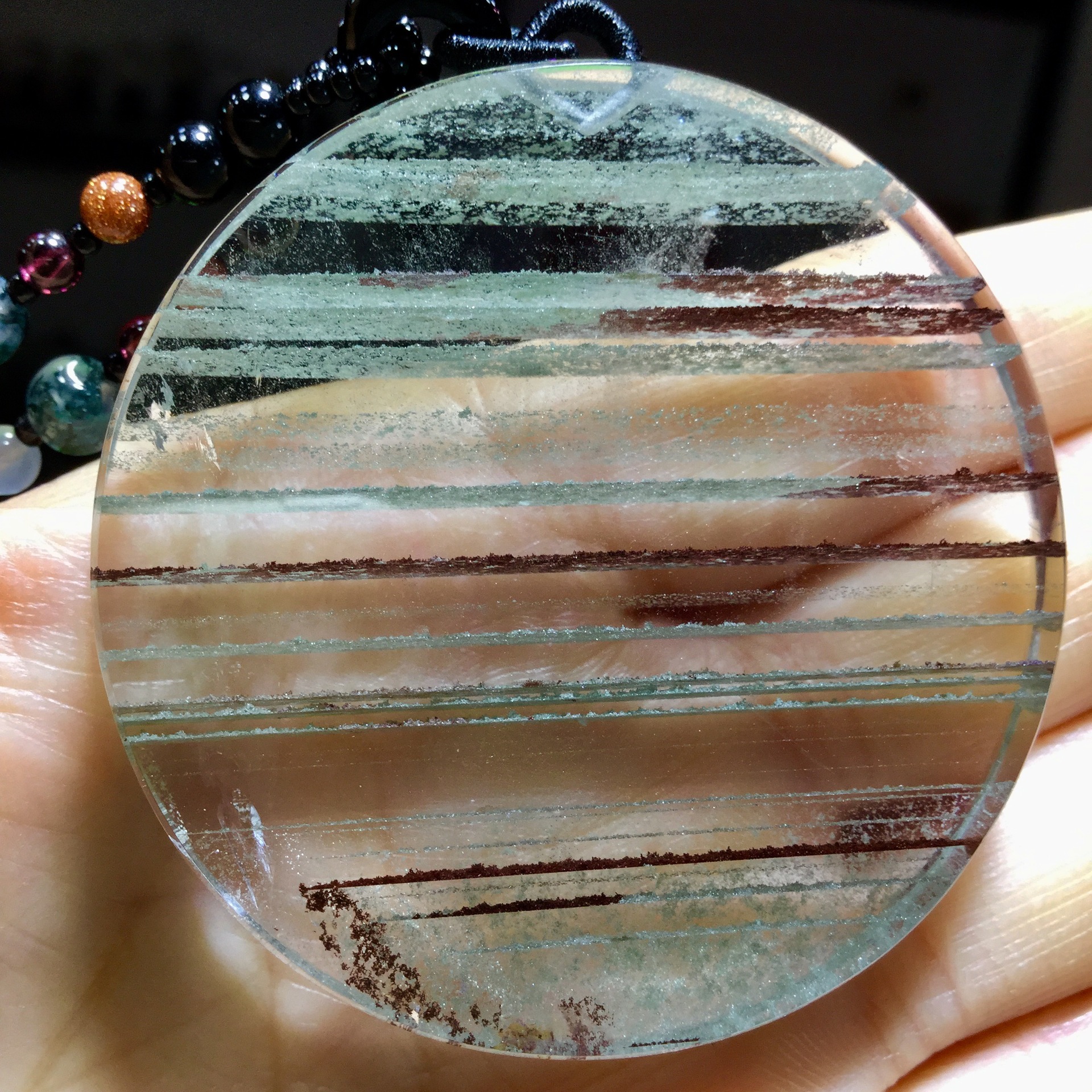 东海水晶纯天然绿幽灵聚宝盆千层圆牌无事牌吊坠毛衣链