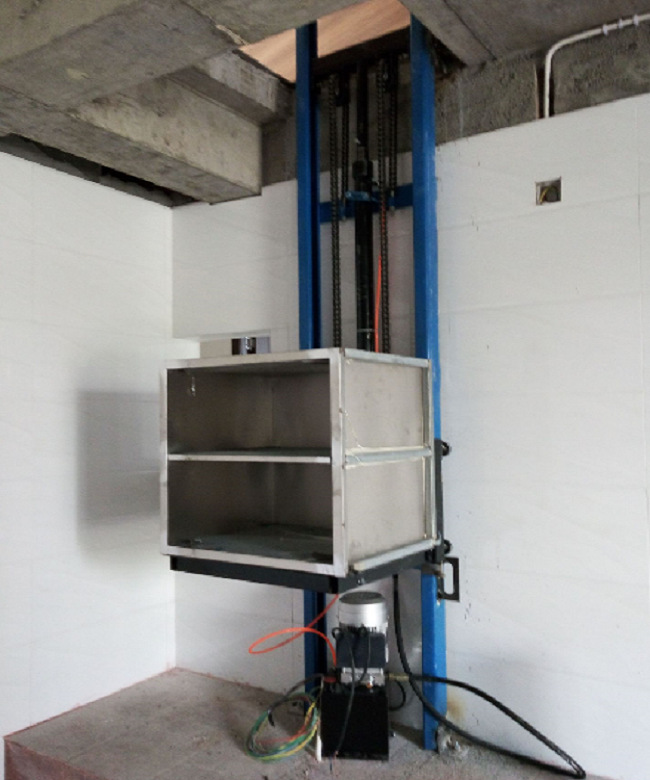 工作台式传菜机