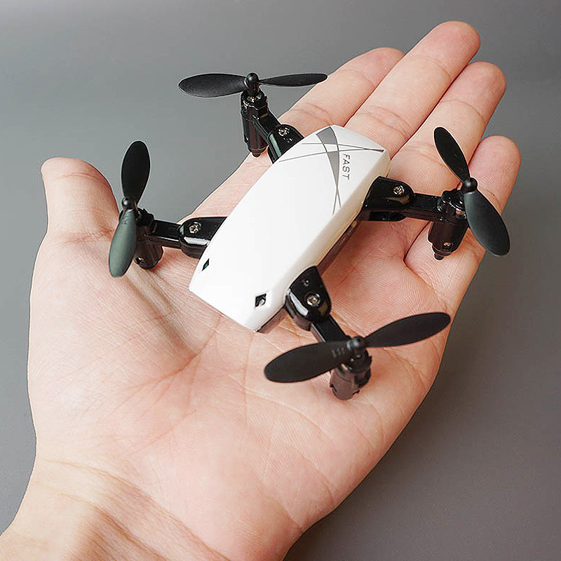 跨境迷你四轴飞行器带定高30万wifi高清实时航拍无人机玩具批发