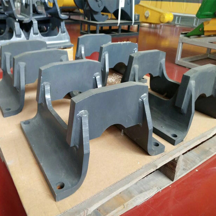 现货促销pc200支重轮护板 200-7-8挖掘机支重轮护链器原厂款