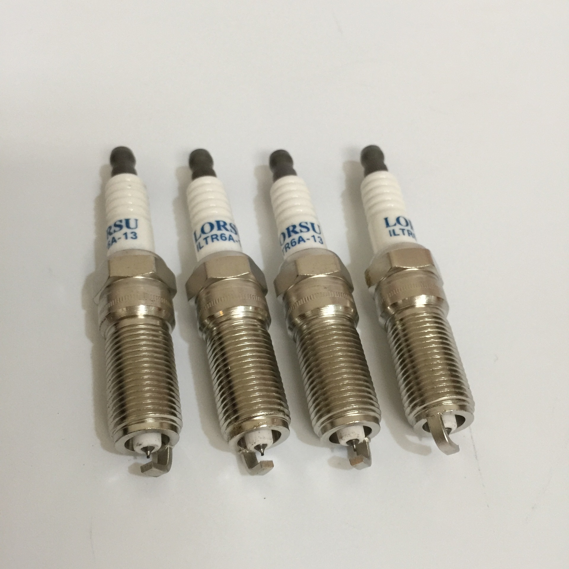 适用马自达65cx-7火花塞马8奔腾b70 b90致胜tr6ix-m13铱金火花塞