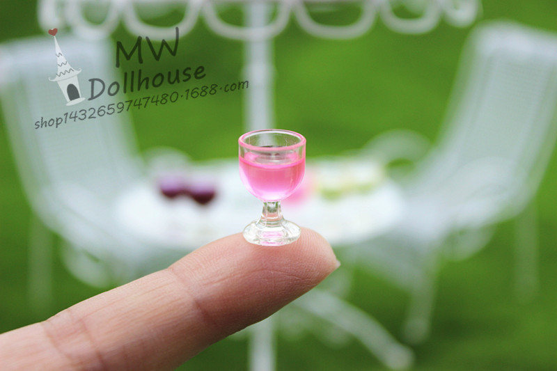 52dollhouse 微缩食玩场景模型 娃娃屋配件 迷你红酒杯饰品d182
