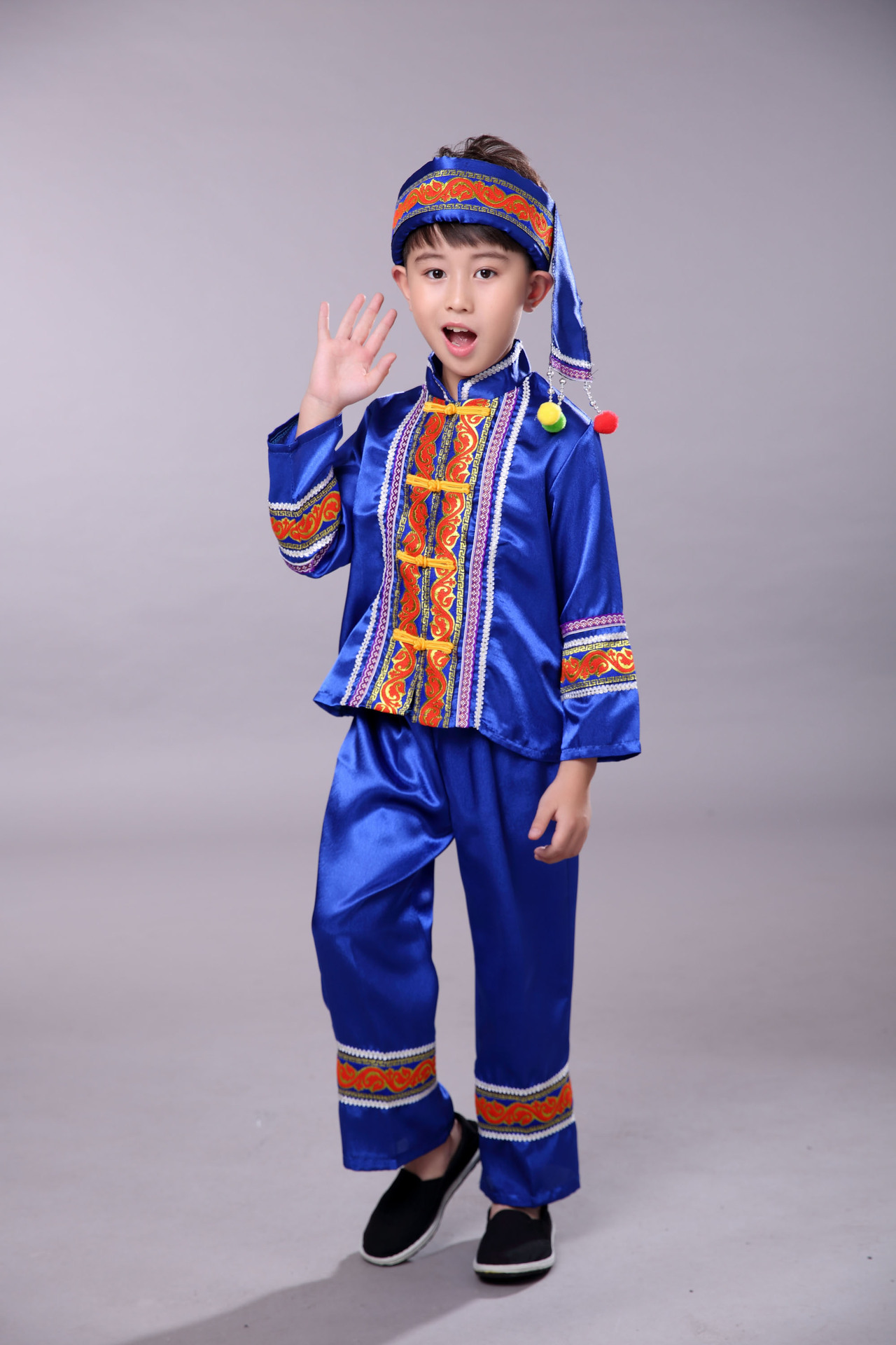 少数民族儿童表演服男童苗族演出服壮族傣族舞蹈服葫芦丝表演服装