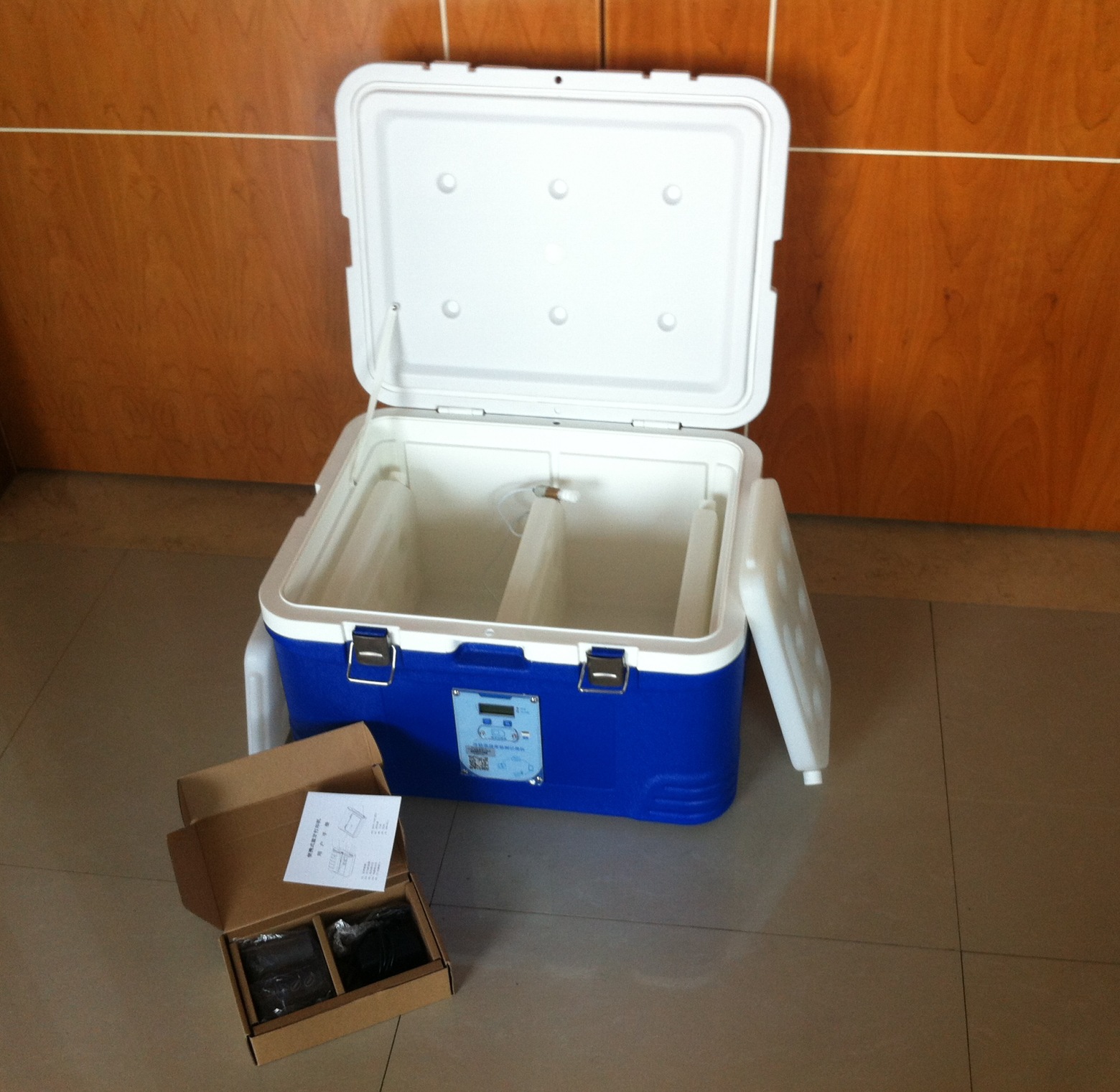 蓝牙控制打印记录单的保温箱冷藏箱冻冷链周转运输箱48升-阿里巴巴