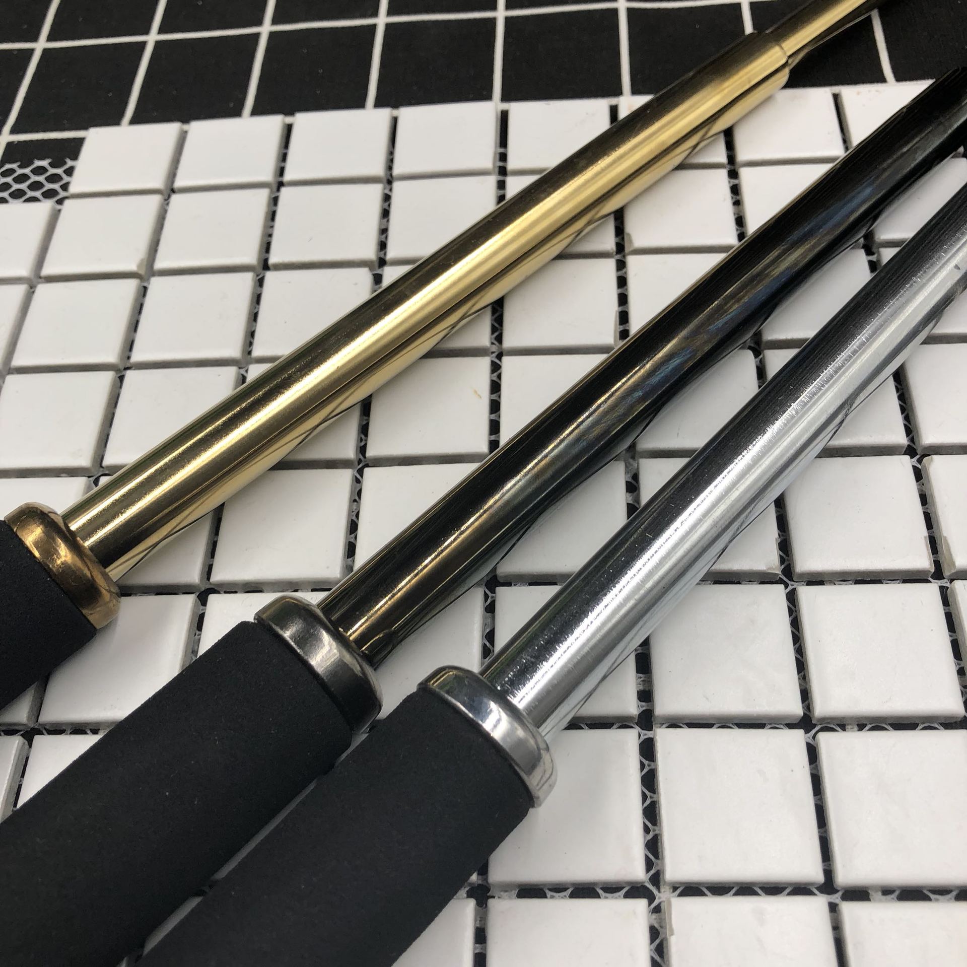 21寸26寸a品碎砖甩棍防身用品甩鞭三节伸缩棍便携防身棍