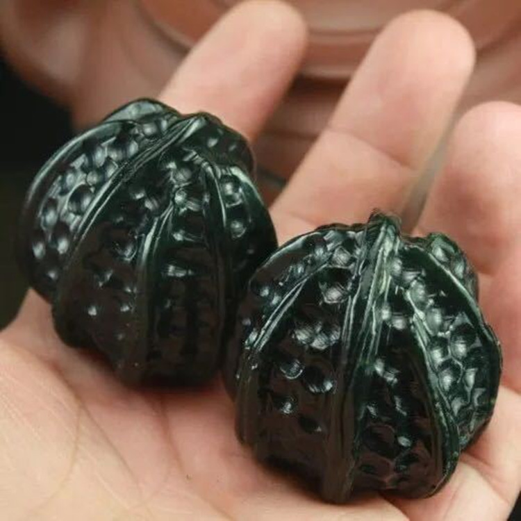 新疆天然和田玉核桃手把件 黑青玉核桃手玩件 玉石文玩核桃手球