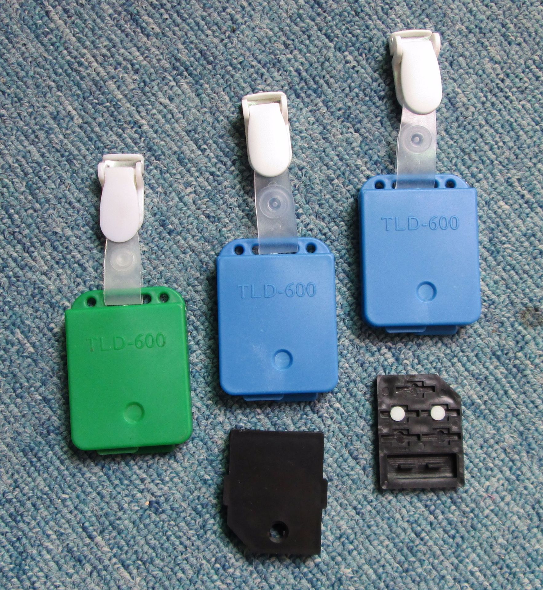 厂家直供tld-600热释光个人剂量计放射性辐射累积剂量计一盒两片