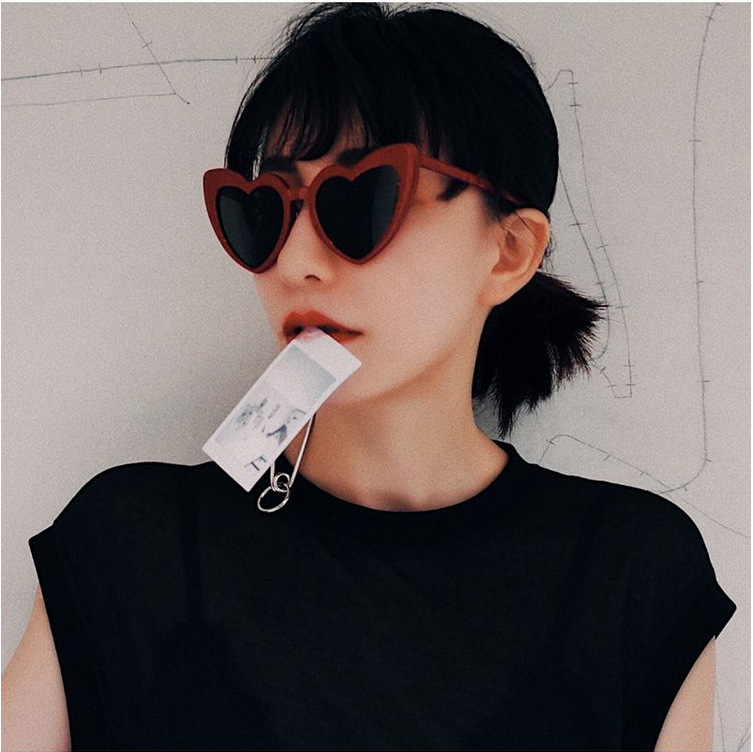 新款爱心女士心形墨镜ins同款桃心太阳镜女软妹原宿可爱时尚眼镜