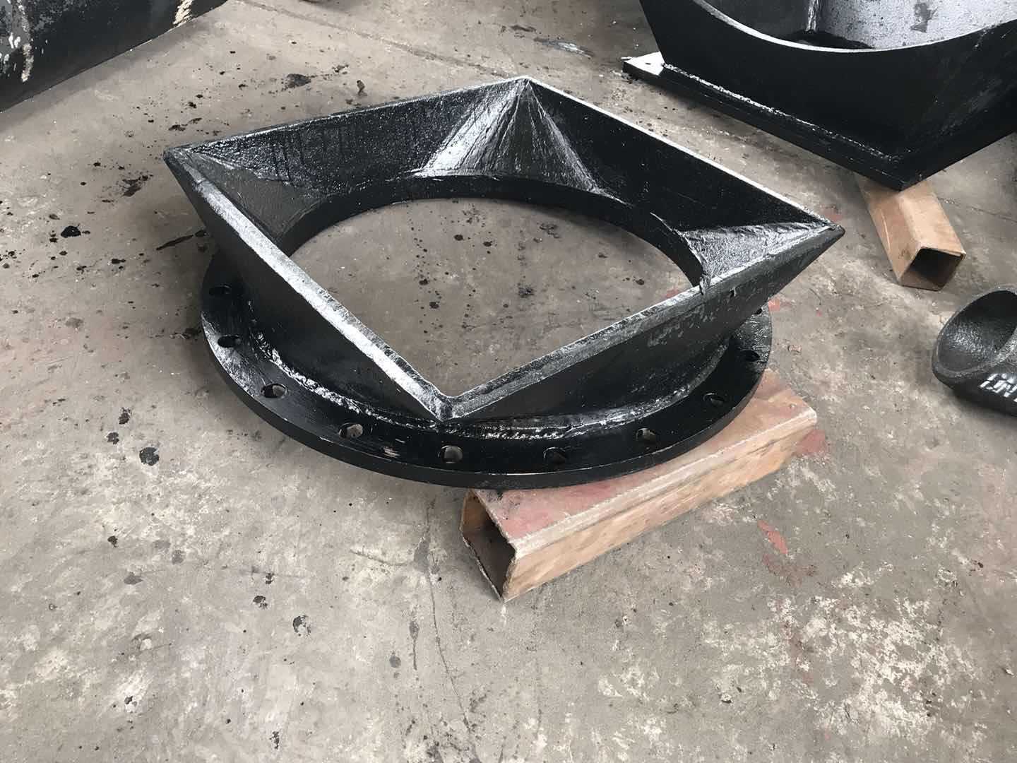 江苏江河厂家直销天方地圆变径稀土合金耐磨管道