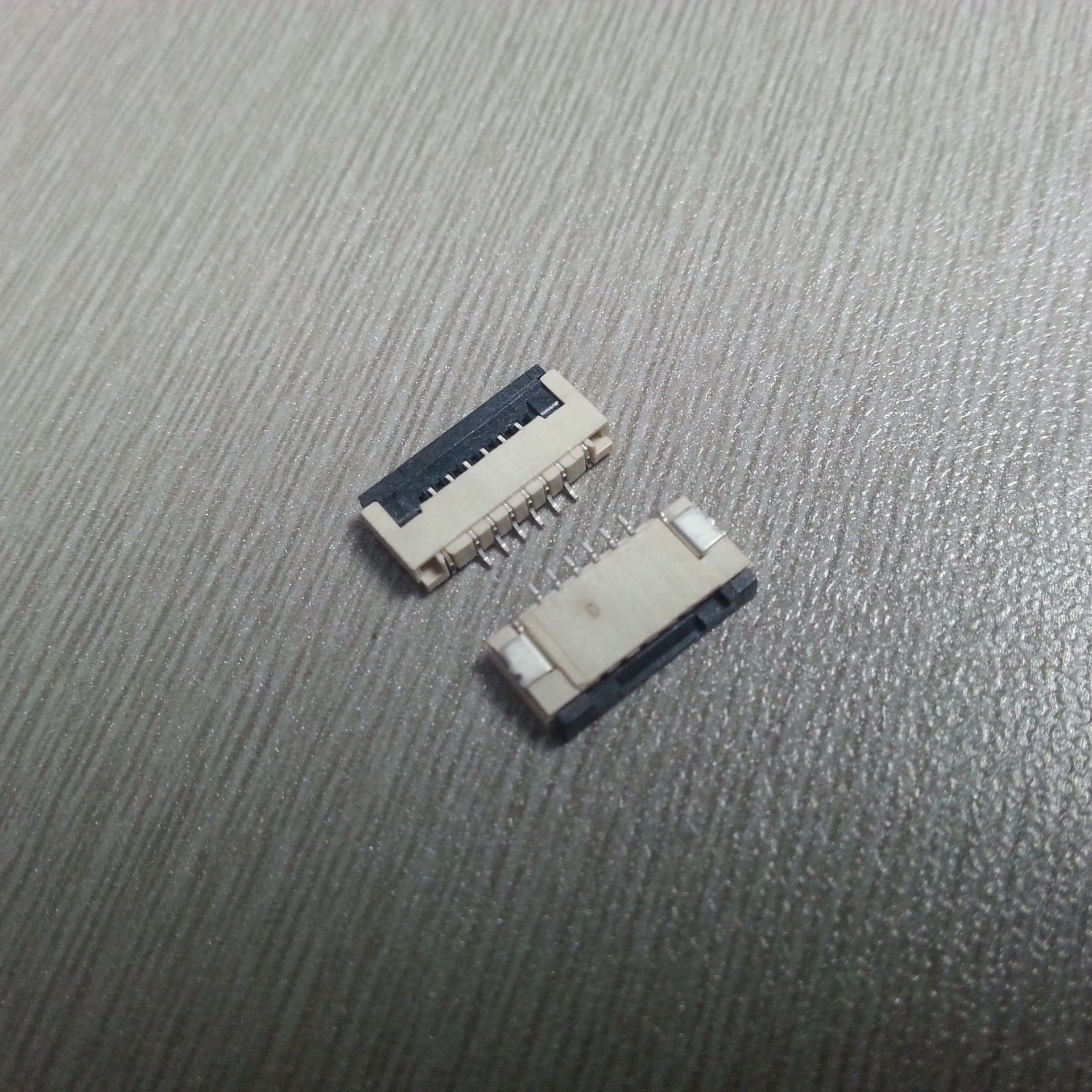 fpc连接器 卧贴插座 6pin掀盖式下接针座 间距1.0mm smt接插件