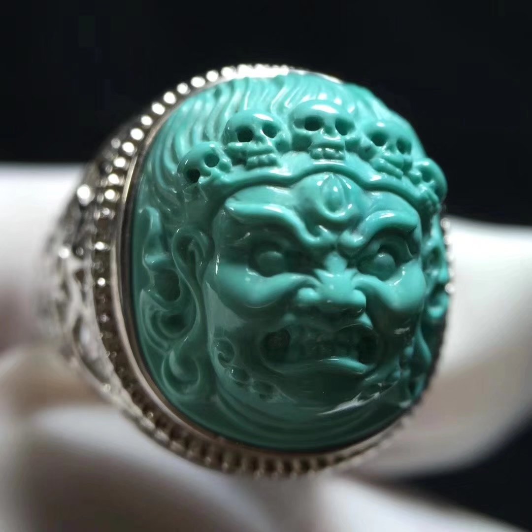 纯天然绿松石原矿高瓷果冻料瓷釉级大黑天戒指复古欧美款 河北