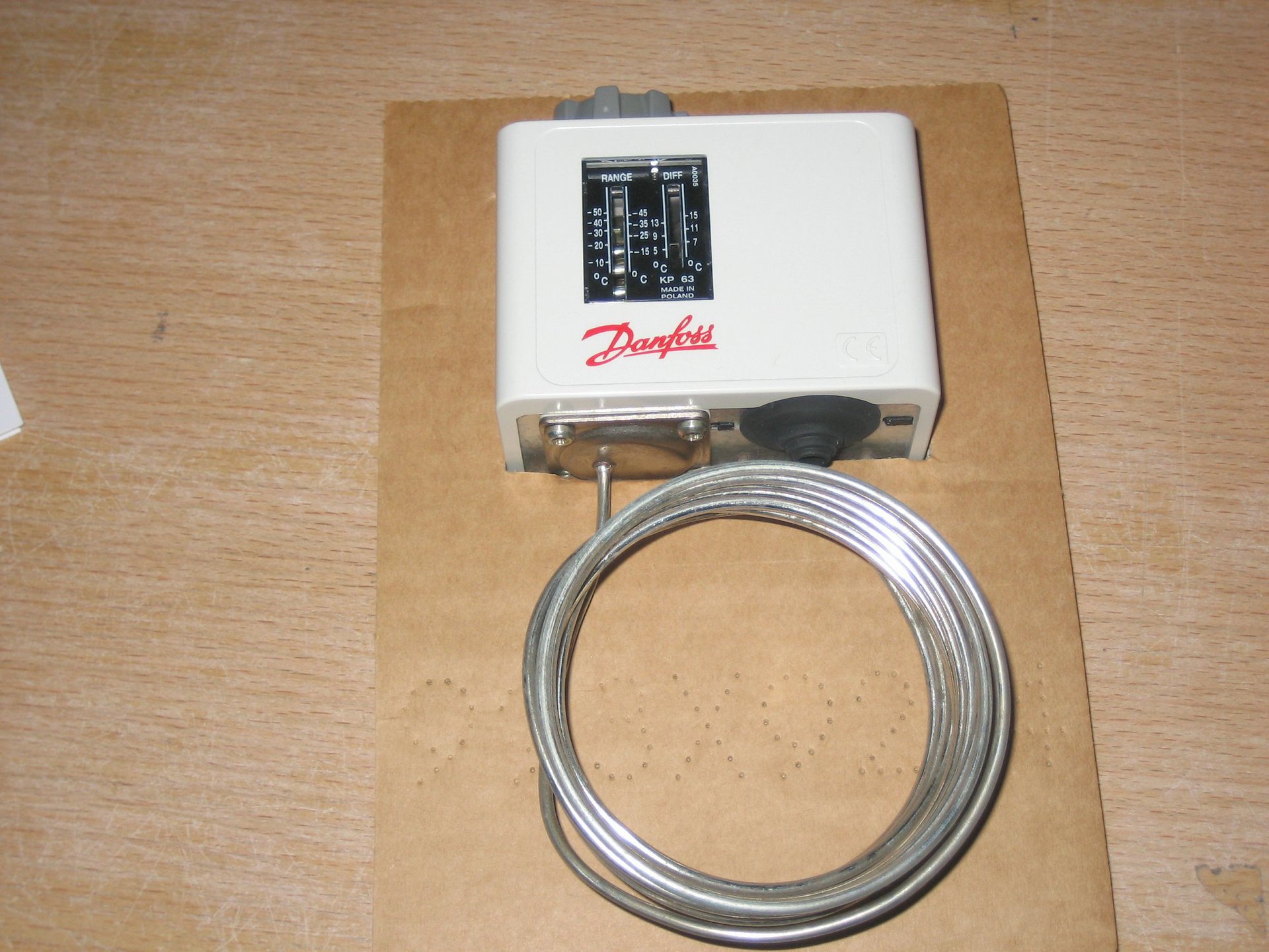 【原装正品】丹佛斯温度控制器060l1100