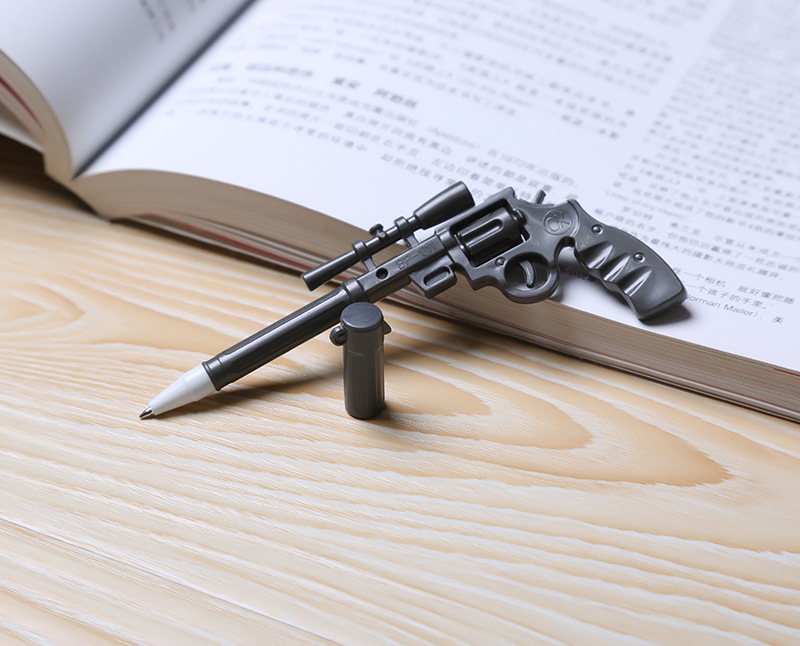 厂家直销 绝地求生枪笔系列m16抢中性笔 左轮手枪笔 学生礼品