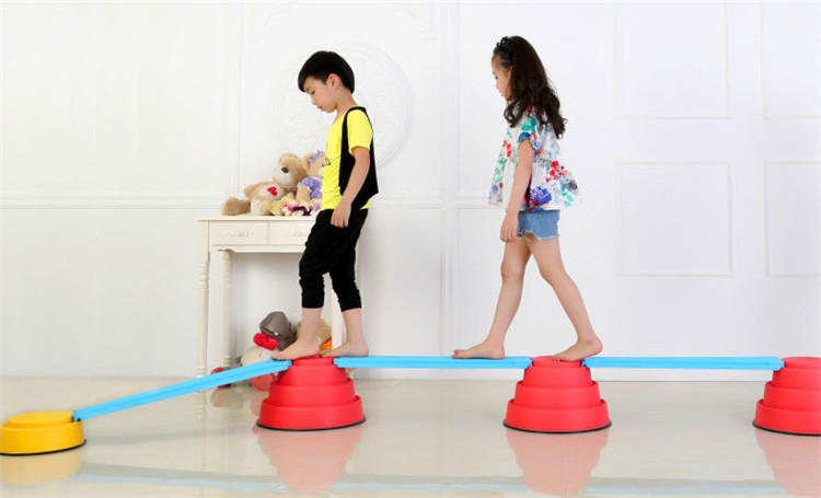 构建平衡组幼儿园早教儿童感统训练游戏桥多功能组合平衡木