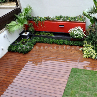 厂家直销防腐木阳台可定制 装饰装潢用实木板 楼顶防腐木平台批发